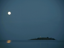 2203_Mond_