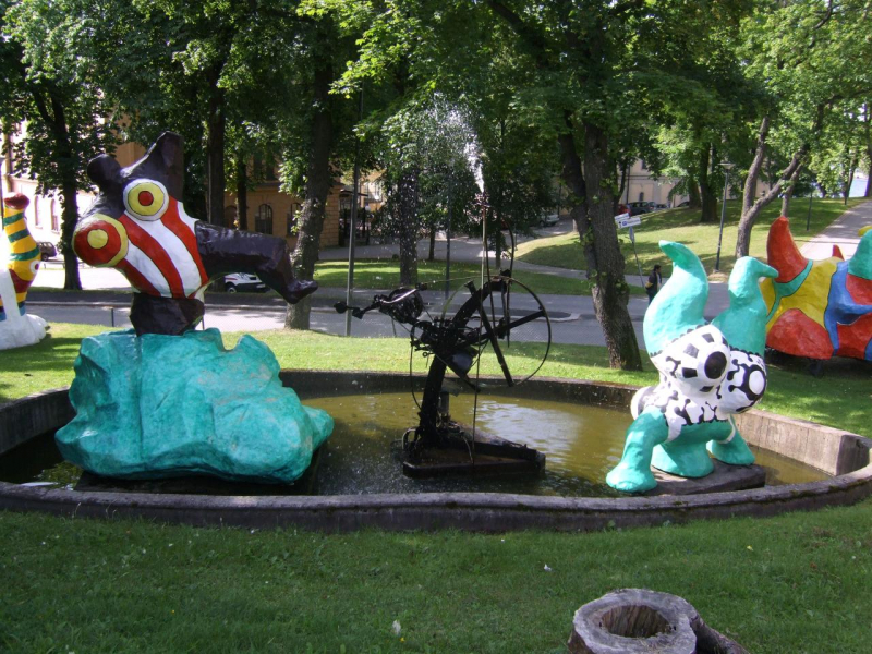 2304_Tinguely_