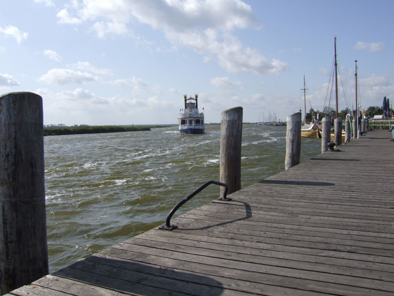 2609_AmHafenZingst_